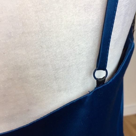 Bebe X Naven Lace Trim Blue Teal Satin Jumpsuit 10 - Picture 8 of 11